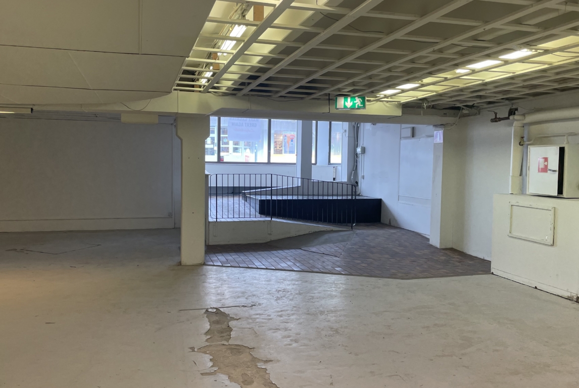 Butikslokal 1 350 m² i centrala Gislaved – för stormarknad, outlet eller utförsäljning