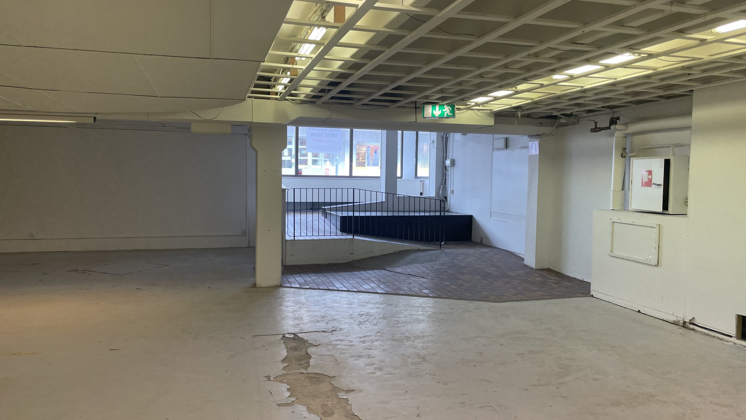 IMG_3008 Butikslokal 1 350 m² i centrala Gislaved – för stormarknad, outlet eller utförsäljning