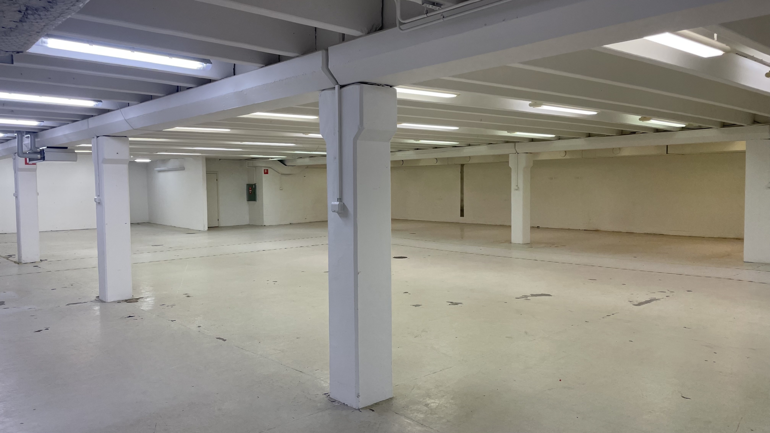 IMG_3011 Butikslokal 1 350 m² i centrala Gislaved – för stormarknad, outlet eller utförsäljning