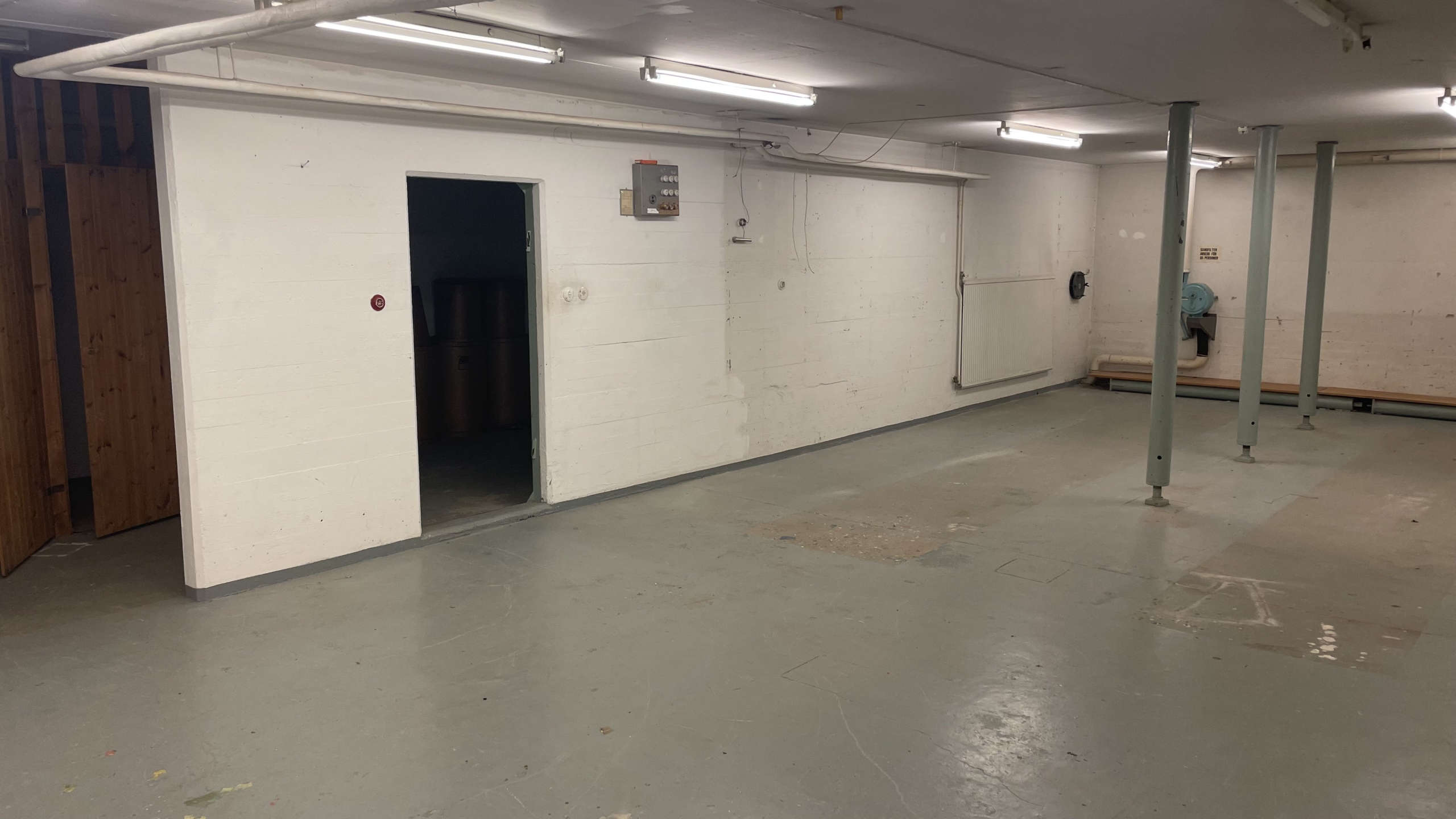 IMG_3018 Butikslokal 1 350 m² i centrala Gislaved – för stormarknad, outlet eller utförsäljning