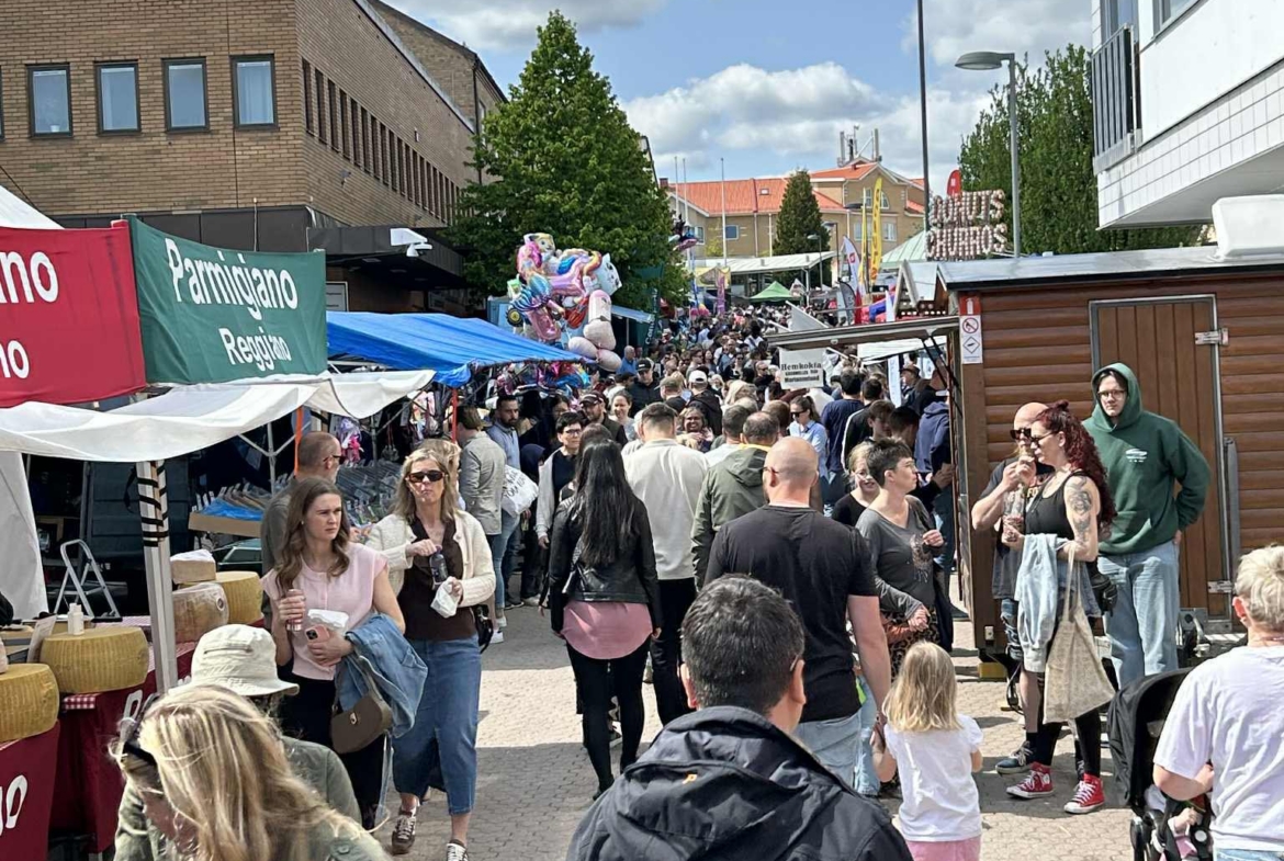 Butikslokal 1 350 m² i centrala Gislaved – för stormarknad, outlet eller utförsäljning